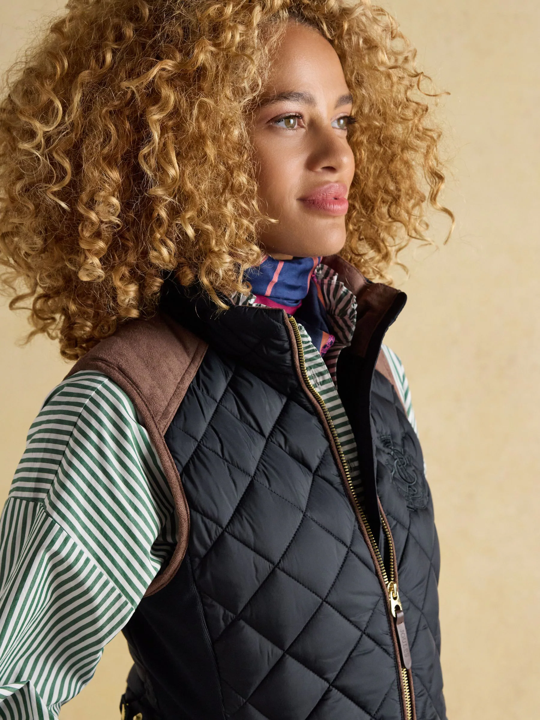 Donkerblauw - Joules Braemar luxe regenbestendige geruite doorgestikte bodywarmer
