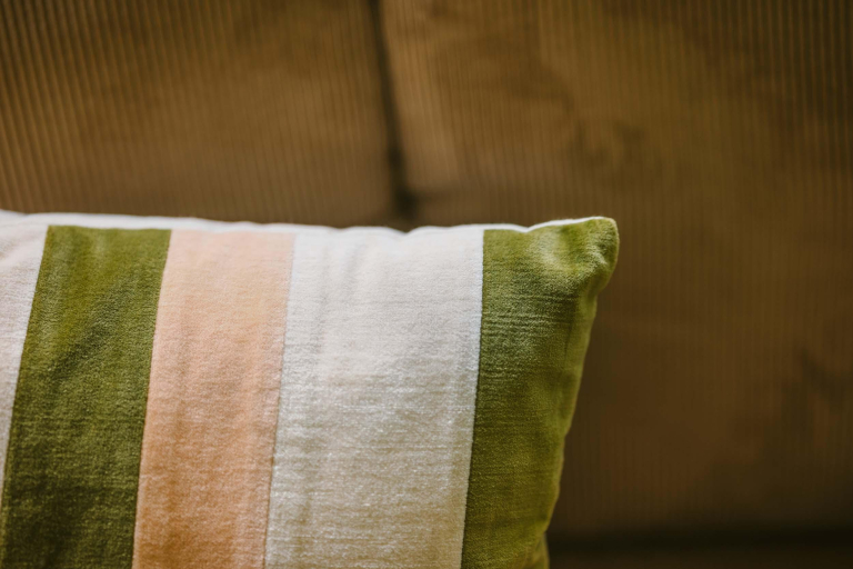 HKliving Striped Velvet kussen 60x35 Fame