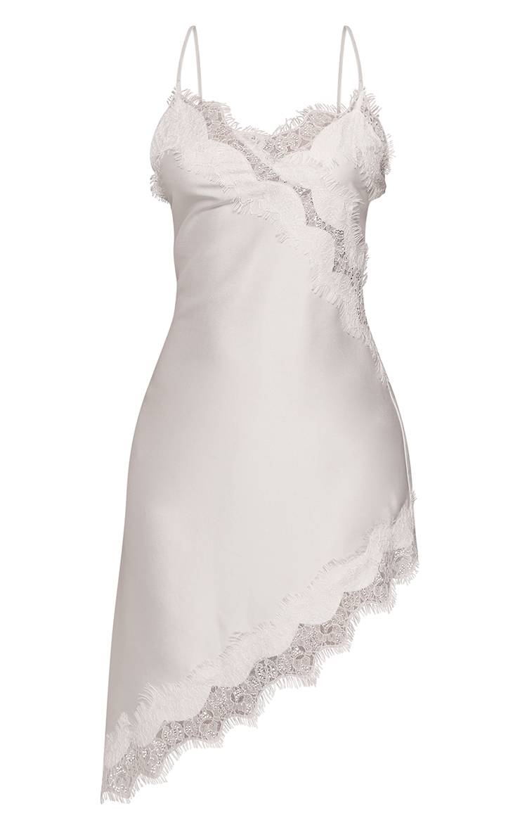 Blanc Robe Courte Asymétrique En Satin Et Dentelle Petite