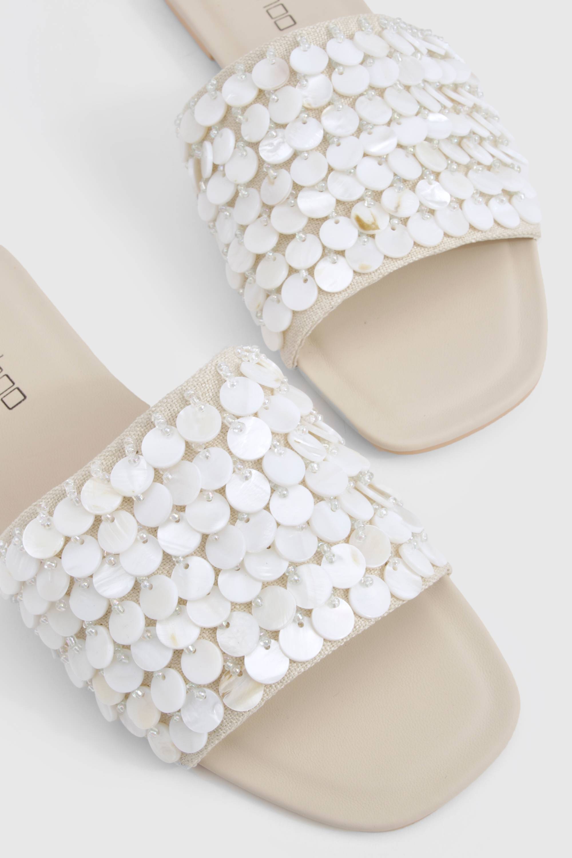 boohoo Sandales à Détail en Coquillage