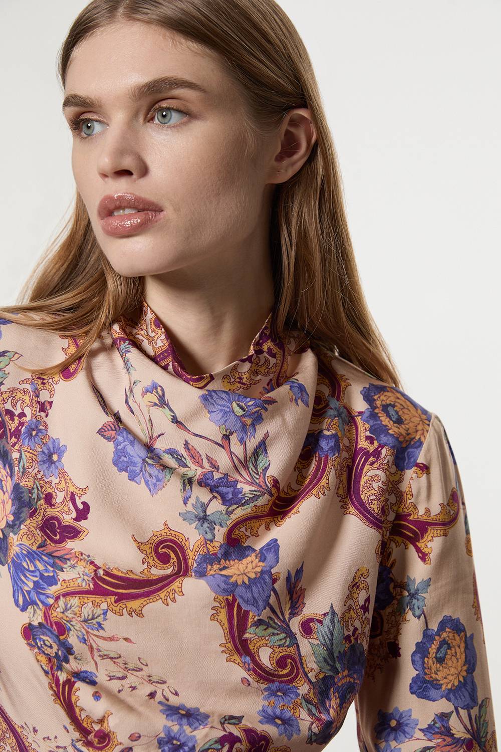 KarenMillen Robe mini tissée en lin visqueux premium avec imprimé paisley à bordure