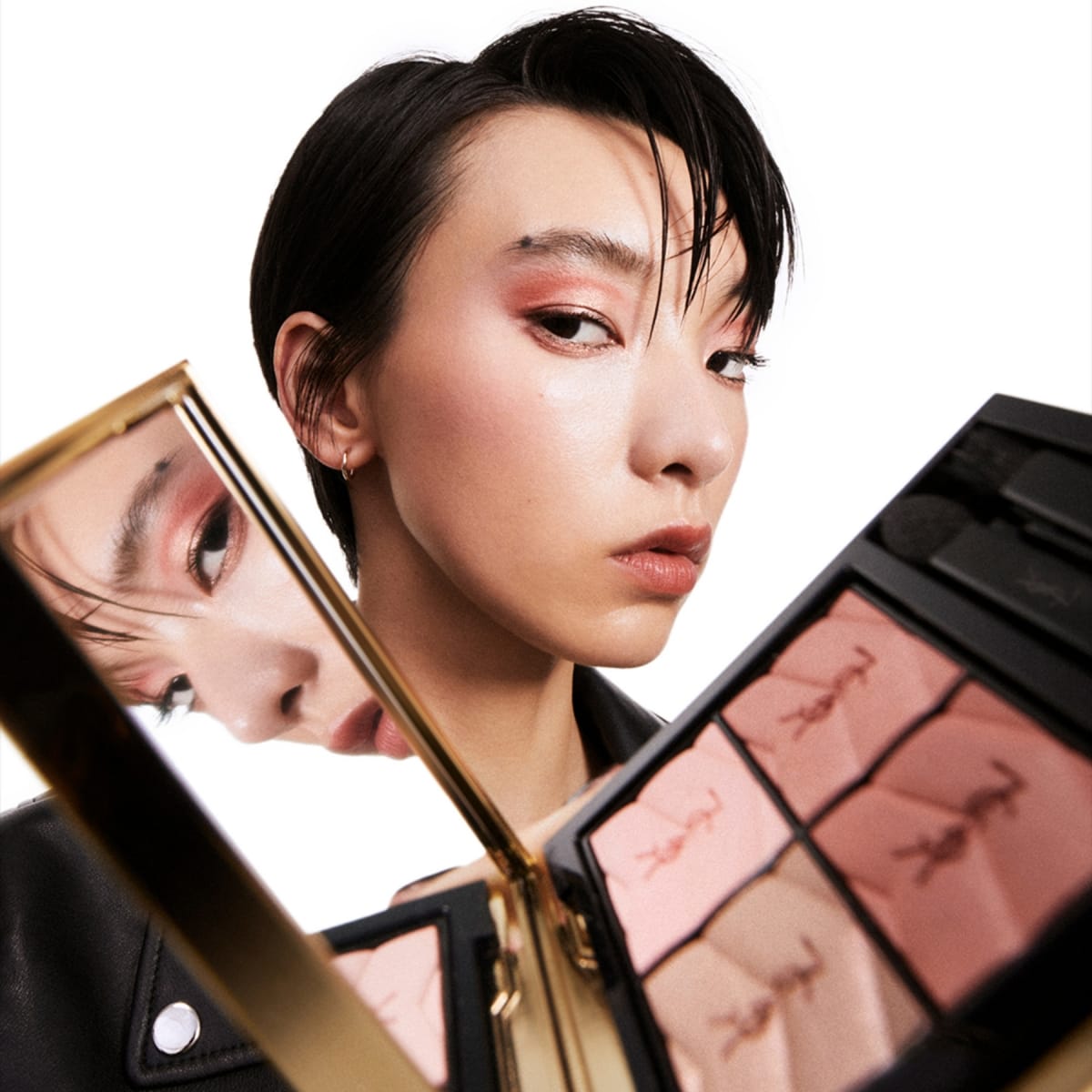 YVES SAINT LAURENT Couture Mini Clutch Palette De Fards A Paupières Longue Tenue