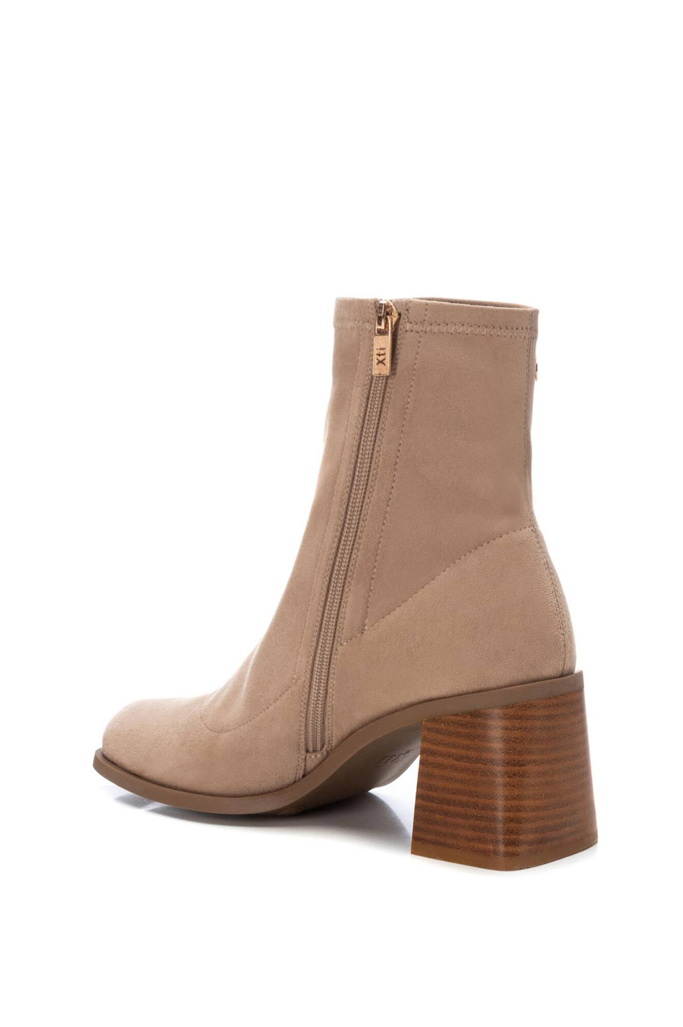 Botas de camurça femininas até o tornozelo