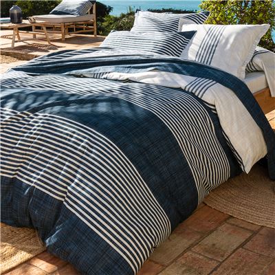 Linge de lit à rayures bleues et blanches - BECQUET CRÉATION