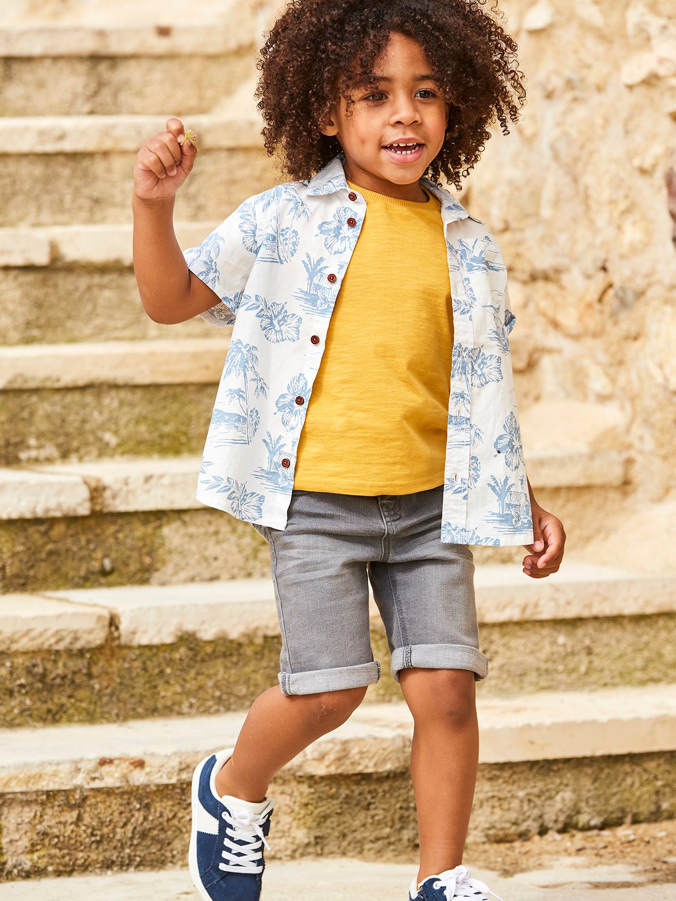 Bermuda jeans azul-escura lisa para meninos