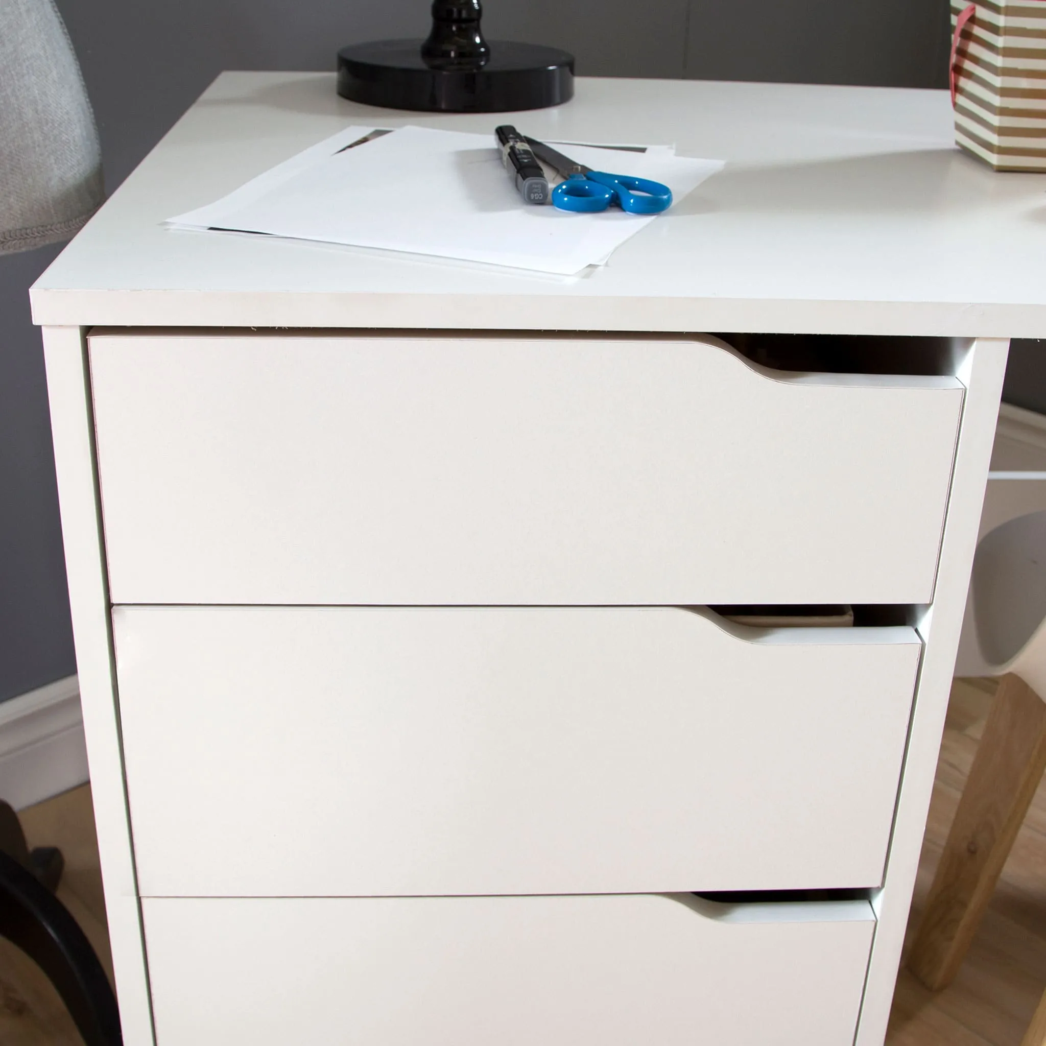 South Shore Table de Couture sur Roulettes - Crea Blanc Solide