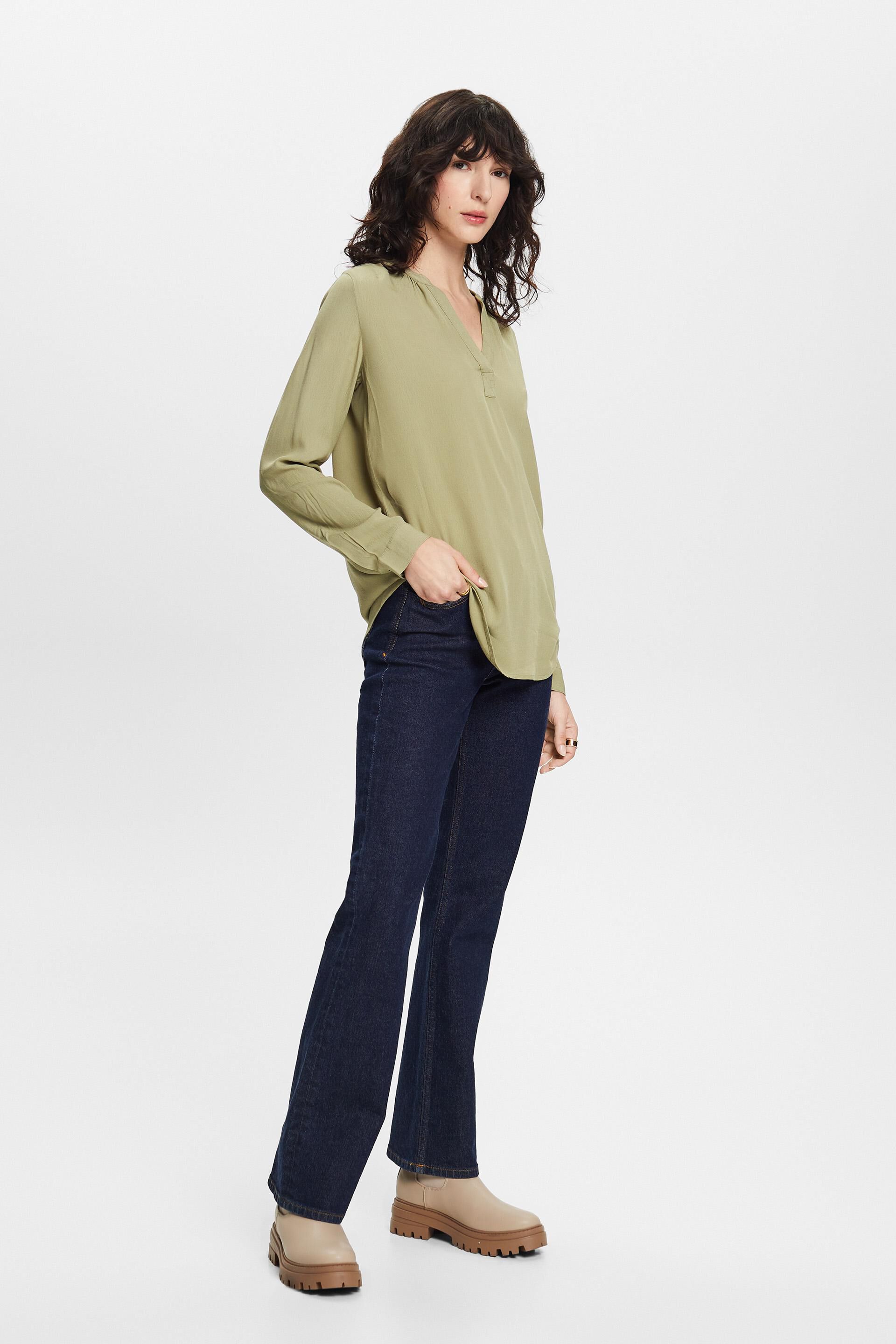 Blouses woven