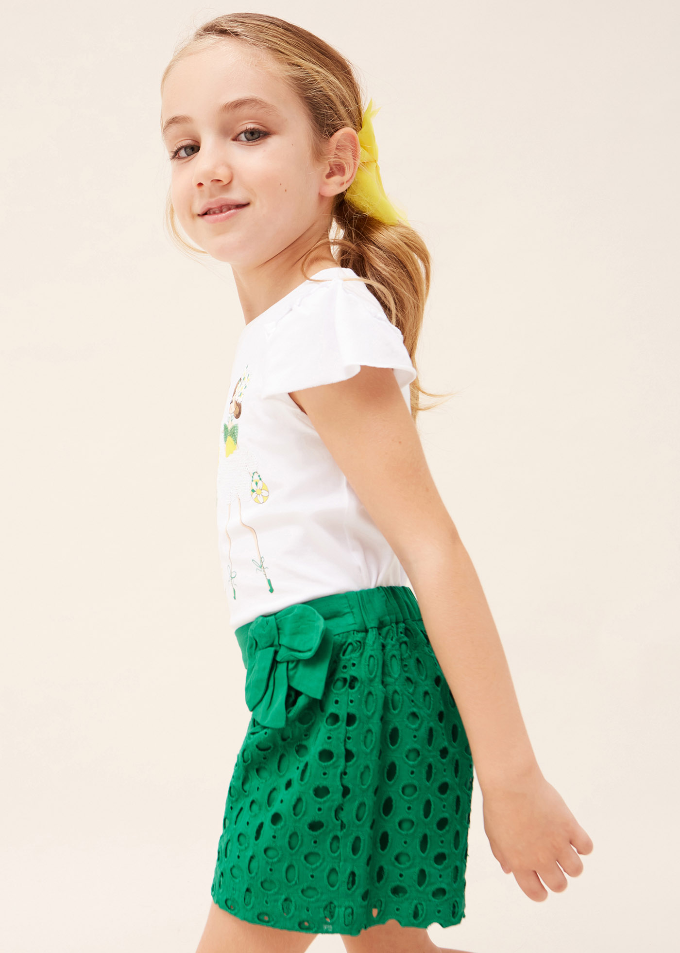 shorts perfurados para meninas