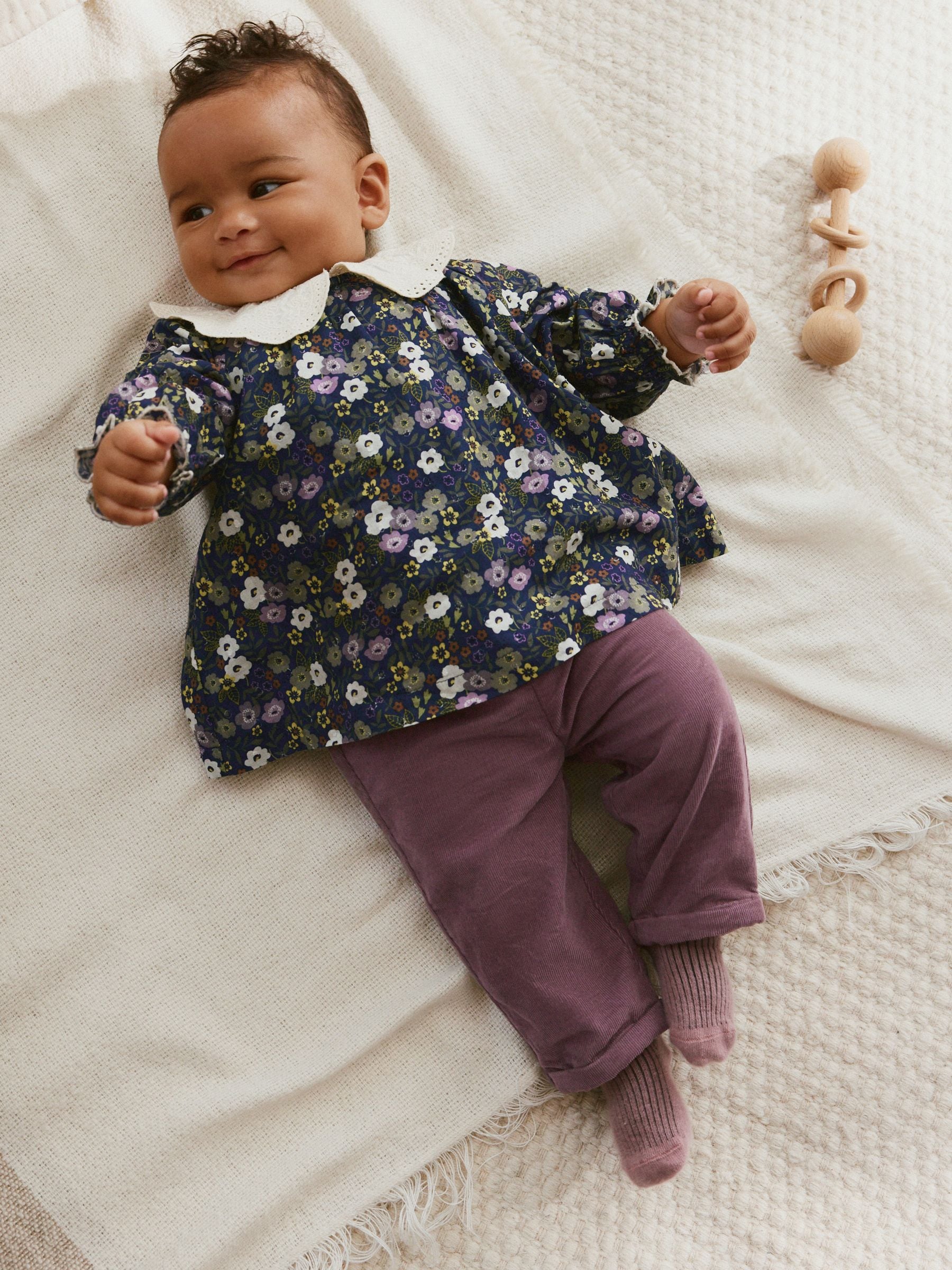 Geel/marineblauw met fijne print/paars - Knitted Cardigan, Long Sleeve Top and Cord Trouses Baby 3 Piece Set (0mths-2yrs)