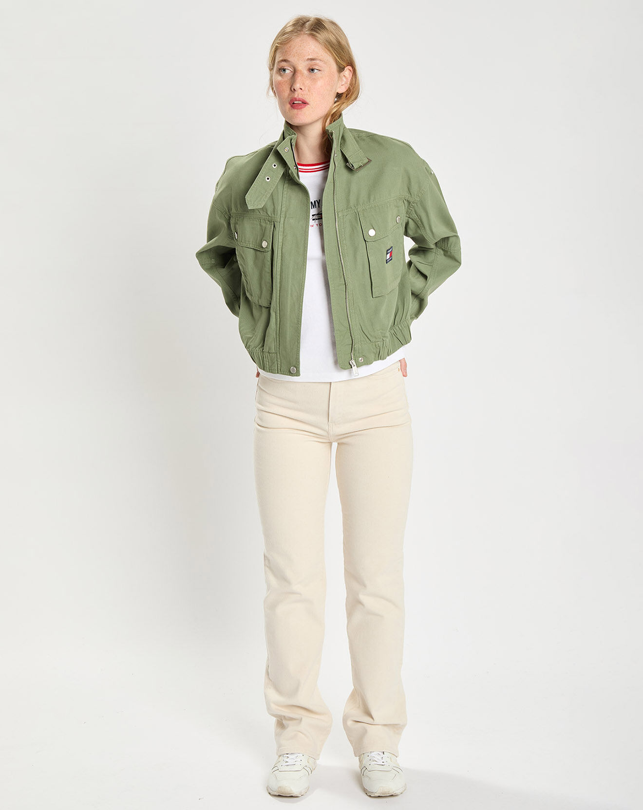Tommy Jeans Veste 100% Coton Bio crop utility kaki