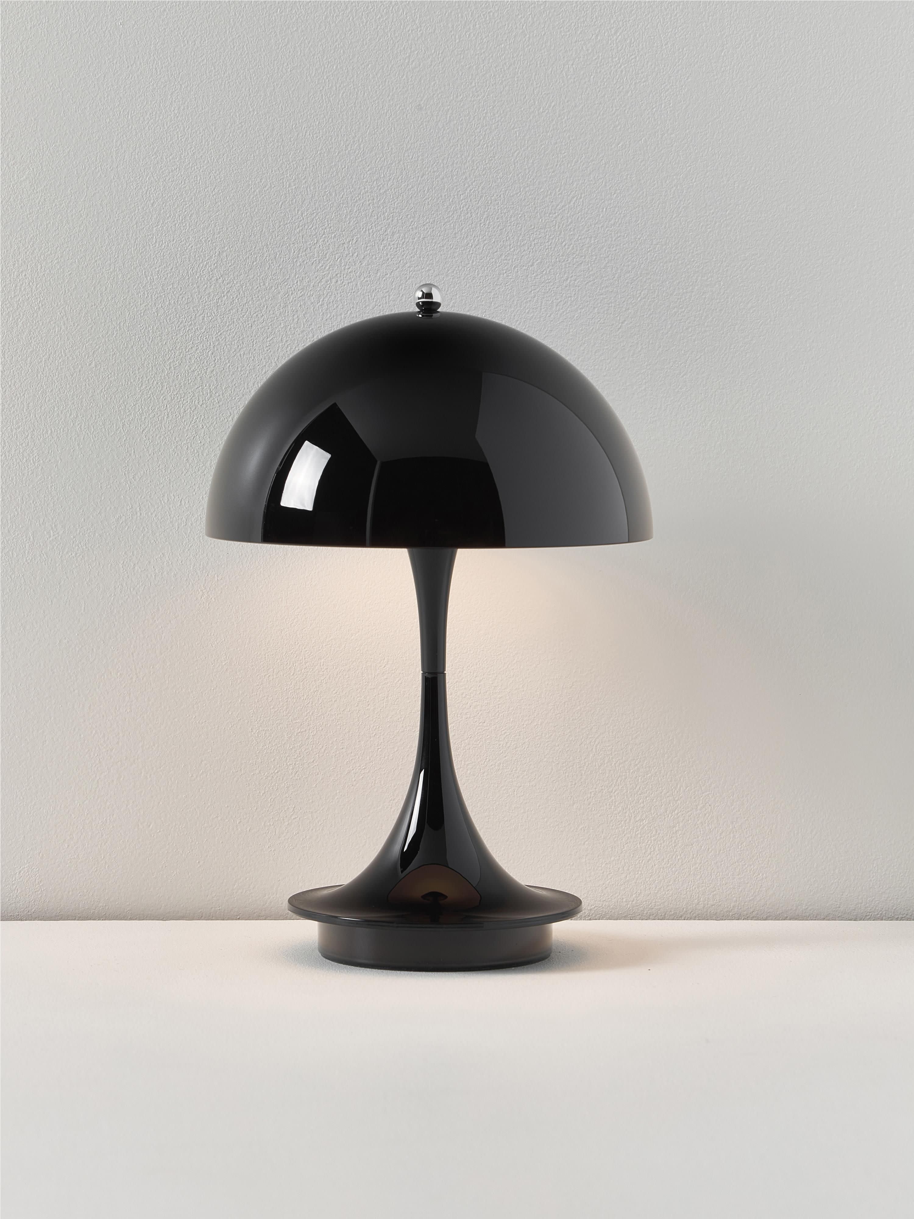 Draagbare dimbare LED tafellamp Panthella 160, design Verner Panton