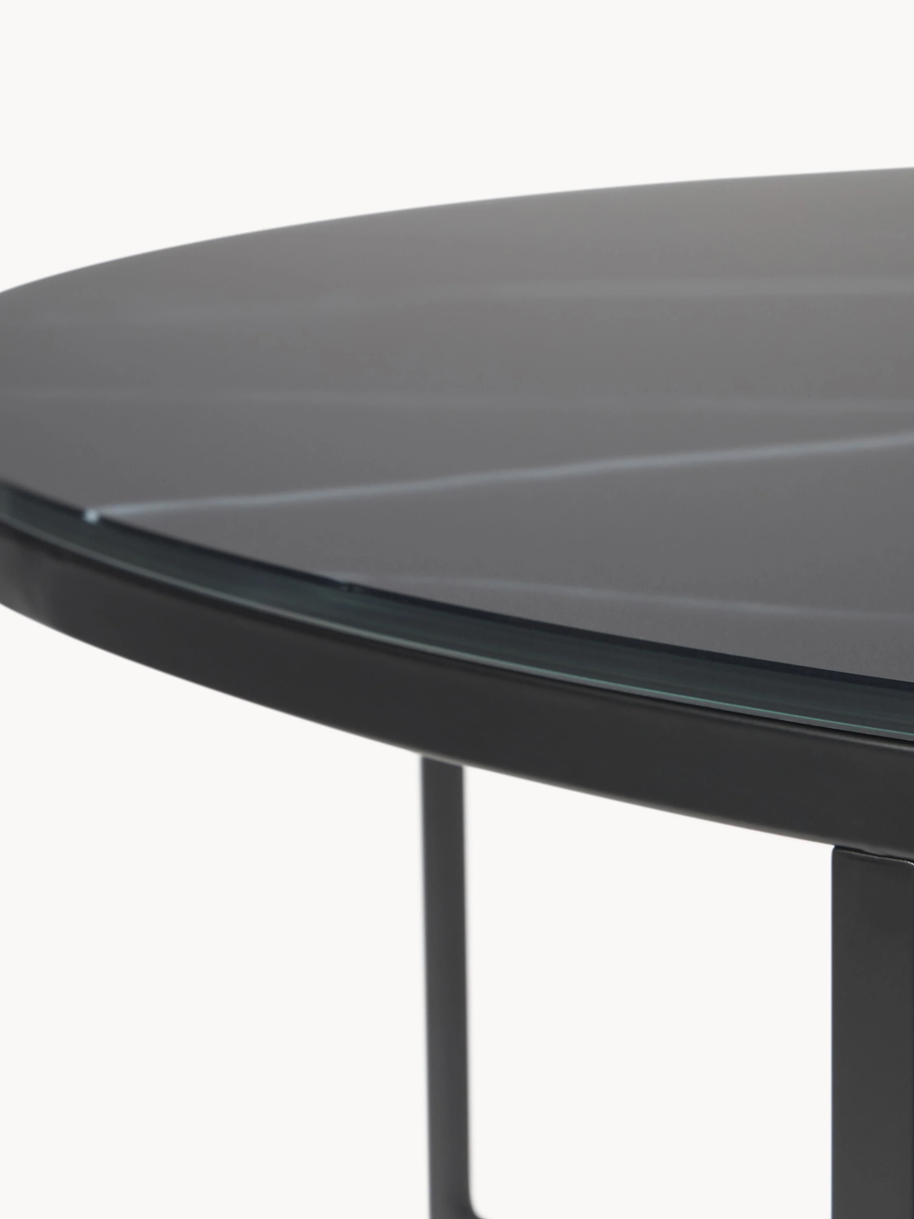 Ronde XL-salontafel Antigua met glazen tafelblad in marmerlook