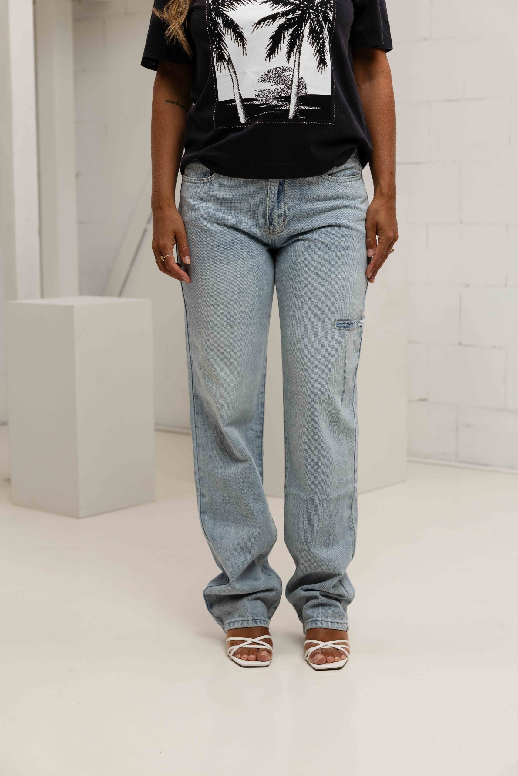 Unique The Label Remi Mid Waist Jeans Dames Lichtblauw