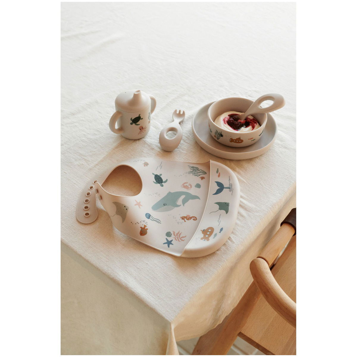 LIEWOODLIEWOOD   Ryle Babygeschirrset mit Print Sea creature sandy