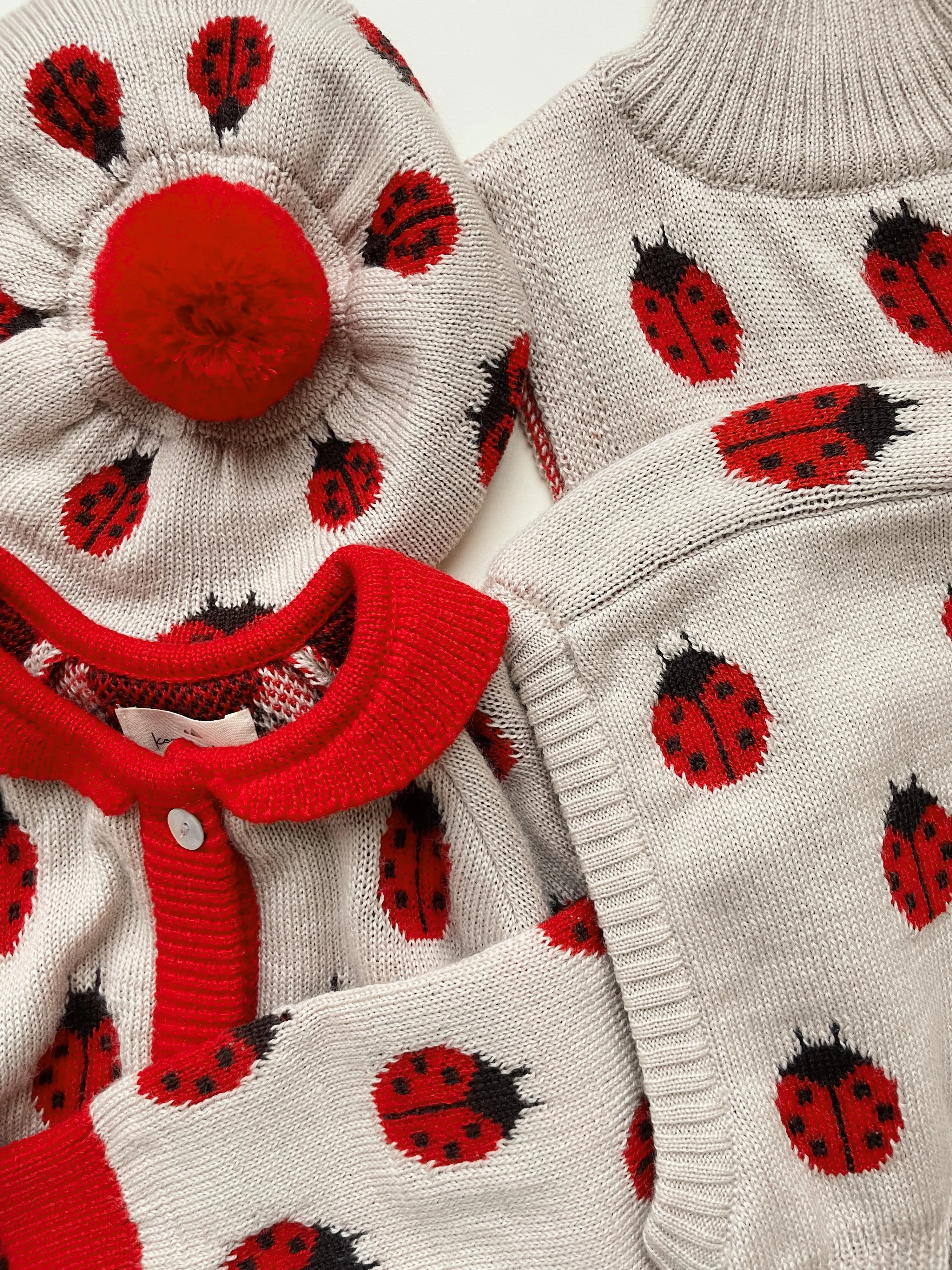 belou strikket halsvarmer - LADYBUG - 5-8Y