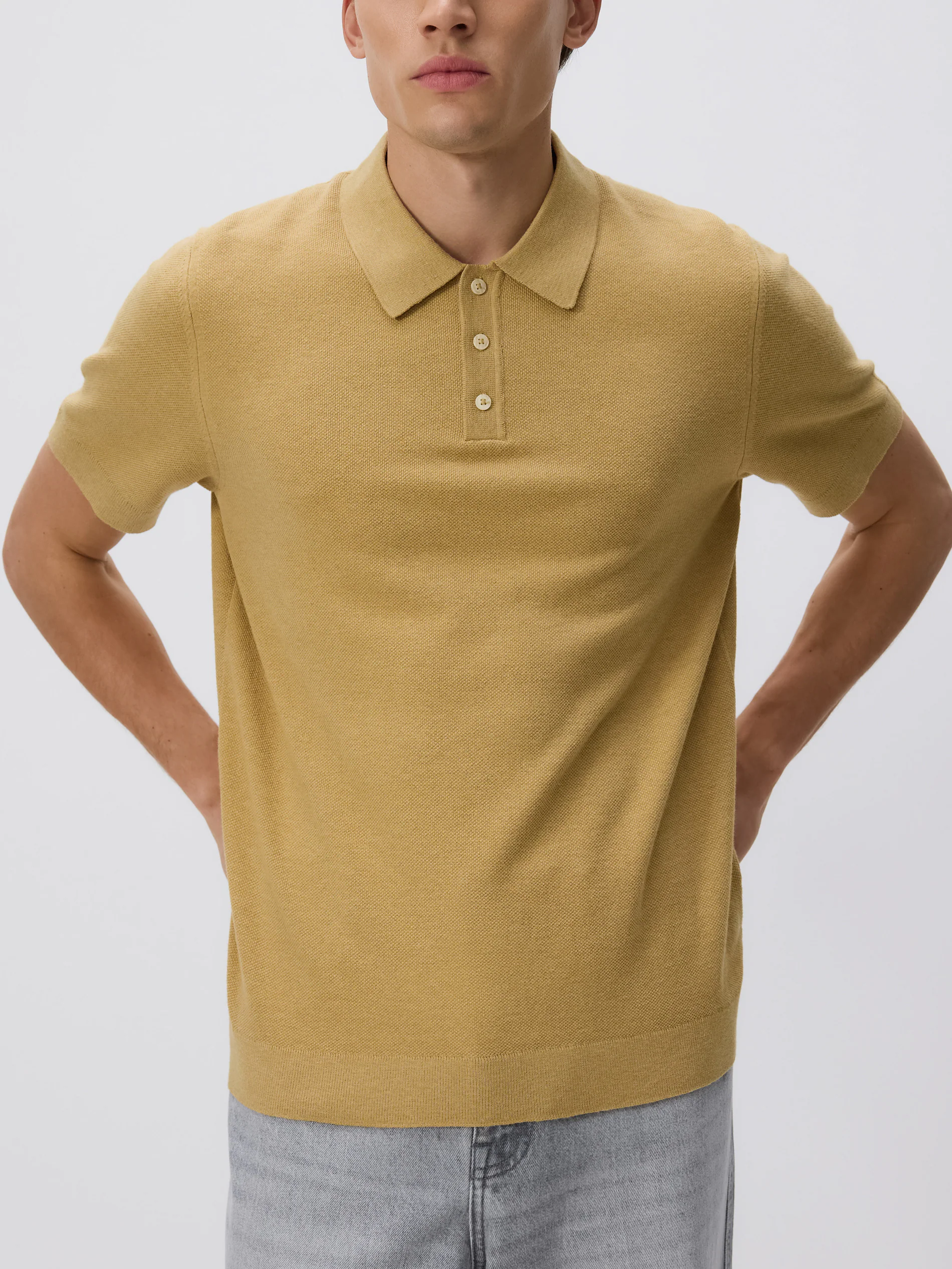 Gestricktes Poloshirt mit Baumwollgemisch