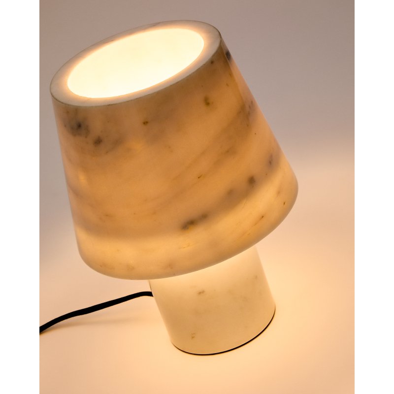 Lampe de table Alaro en marbre blanc