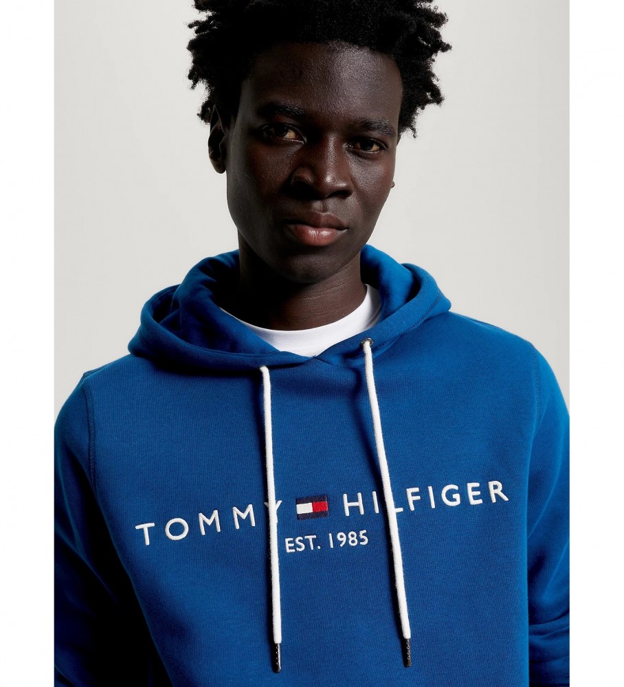 Moletom Tommy Hilfiger com cordão contrastante e logotipo azul.