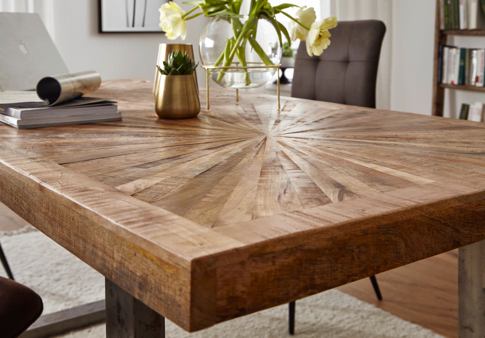 KADIMA DESIGN Rustikaler Mangoholz Esszimmertisch, 200 x 100 cm, Metallbeine, stabil, pflegeleicht.