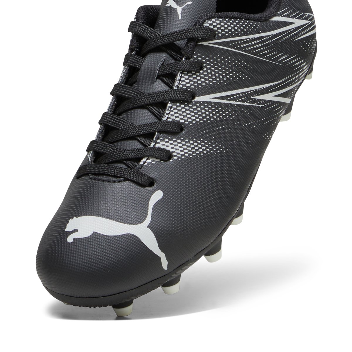 PUMA-Attacnto-jb-Baskets de soccer - Talon plat - Noir