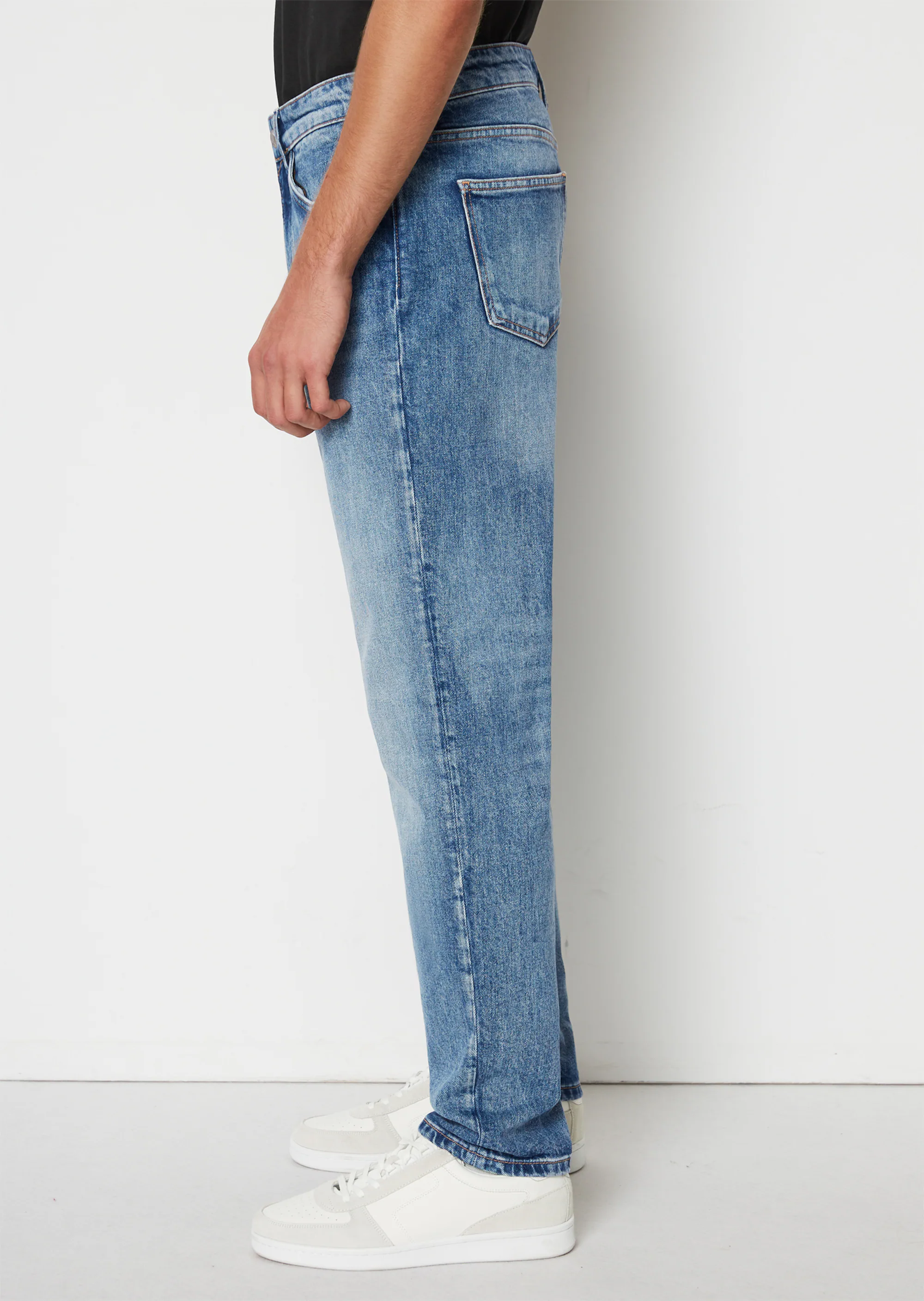 Jeans Modell LINUS slim tapered aus Bio-Baumwoll-Mix