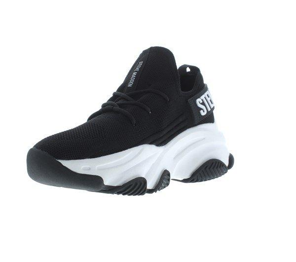 Steve Madden Protege e Sneakers.