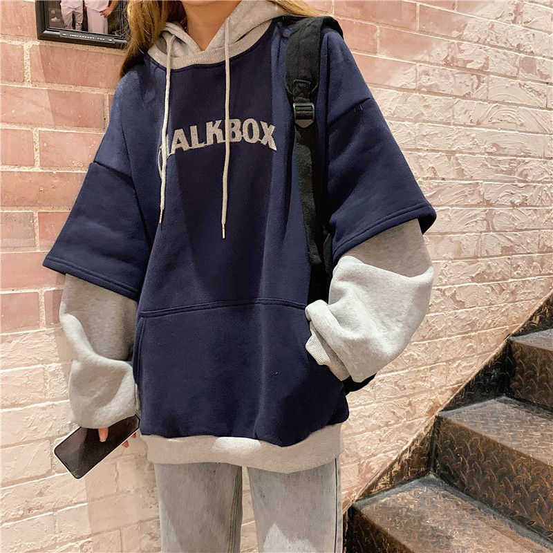 Juku Girls - Oversized hoodie met kleurblokletters