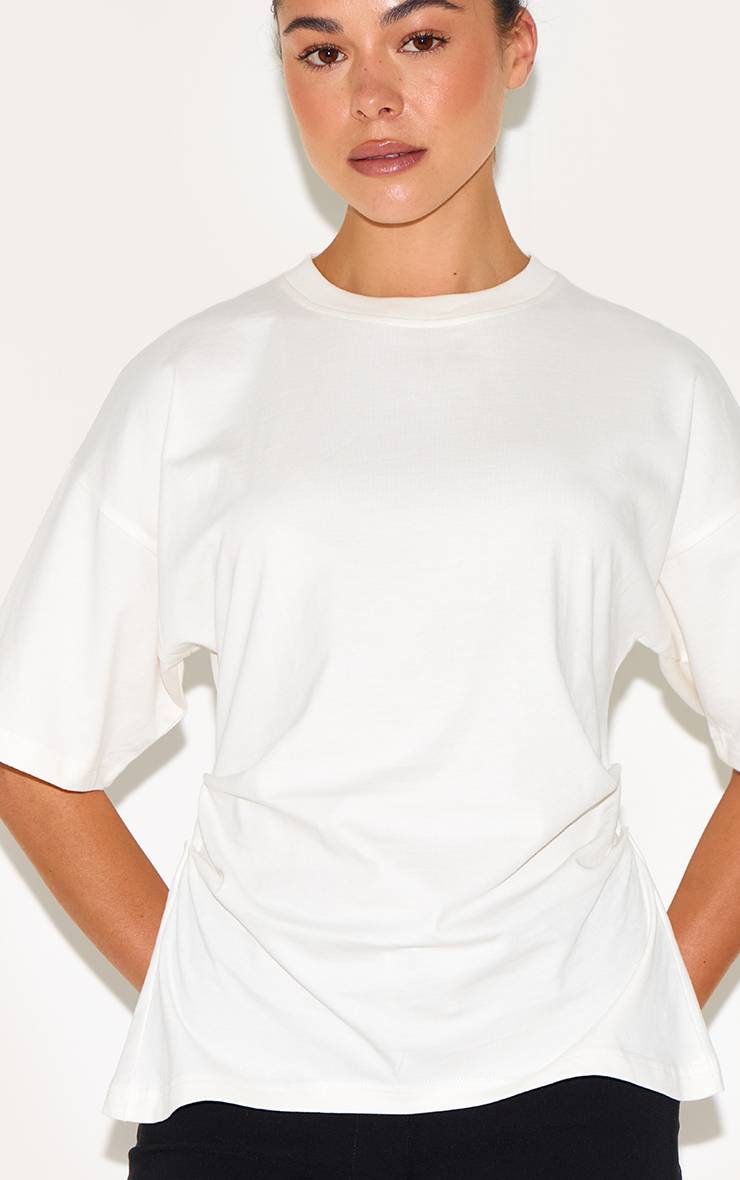 Crème T-shirt À Détail Froncé Sur Les Côtés