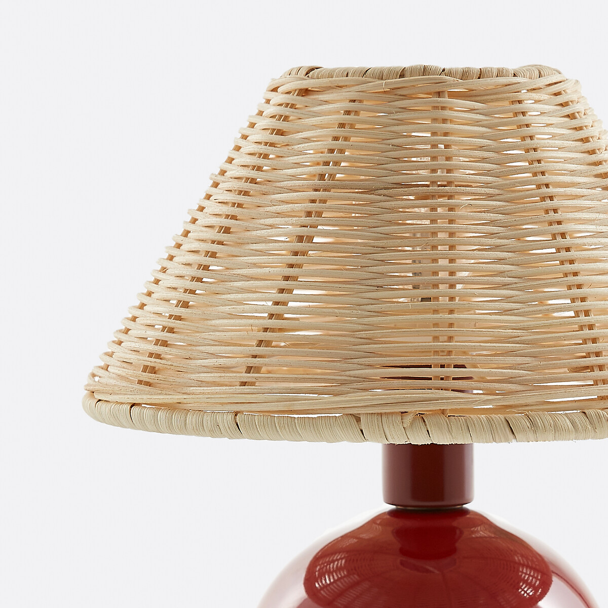 LA REDOUTE INTERIEURS<br>Candeeiro de mesa em cerâmica e rotim, Alios