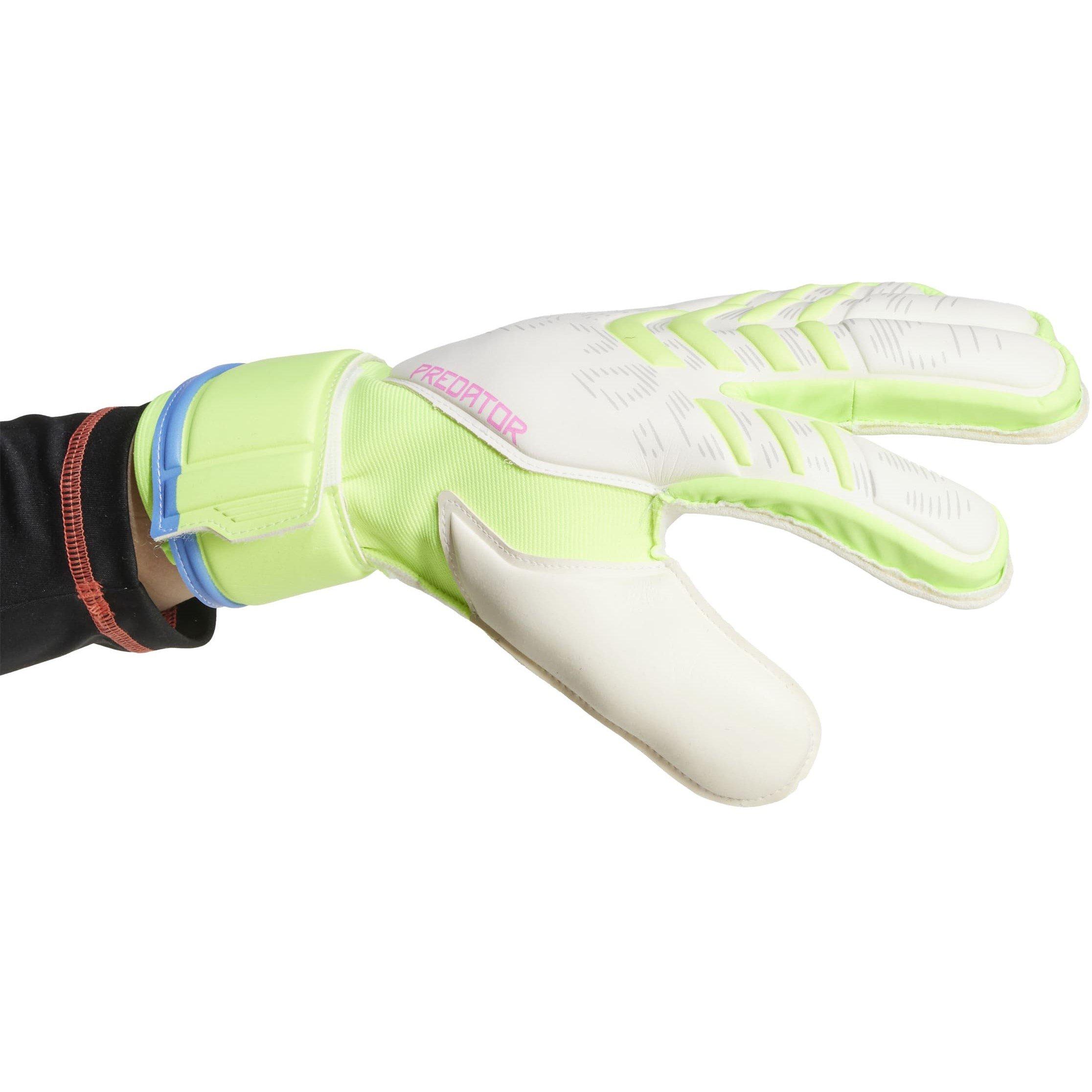 adidas Predator Match Fingersave Goalkeeper Gloves Adults
