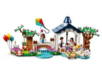 LEGO Heartlake City park (41447)