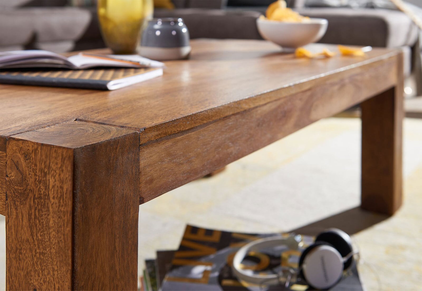 Couchtisch Heves Massivholz Sheesham 110 x 40 cm