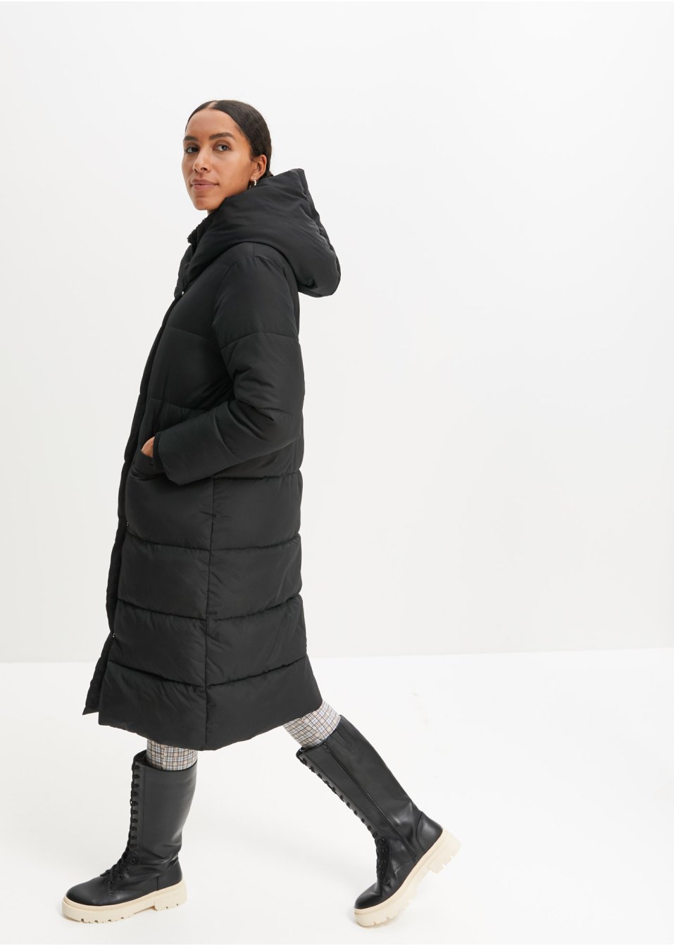 Manteau oversize matelassé avec capuche, en polyester recyclé