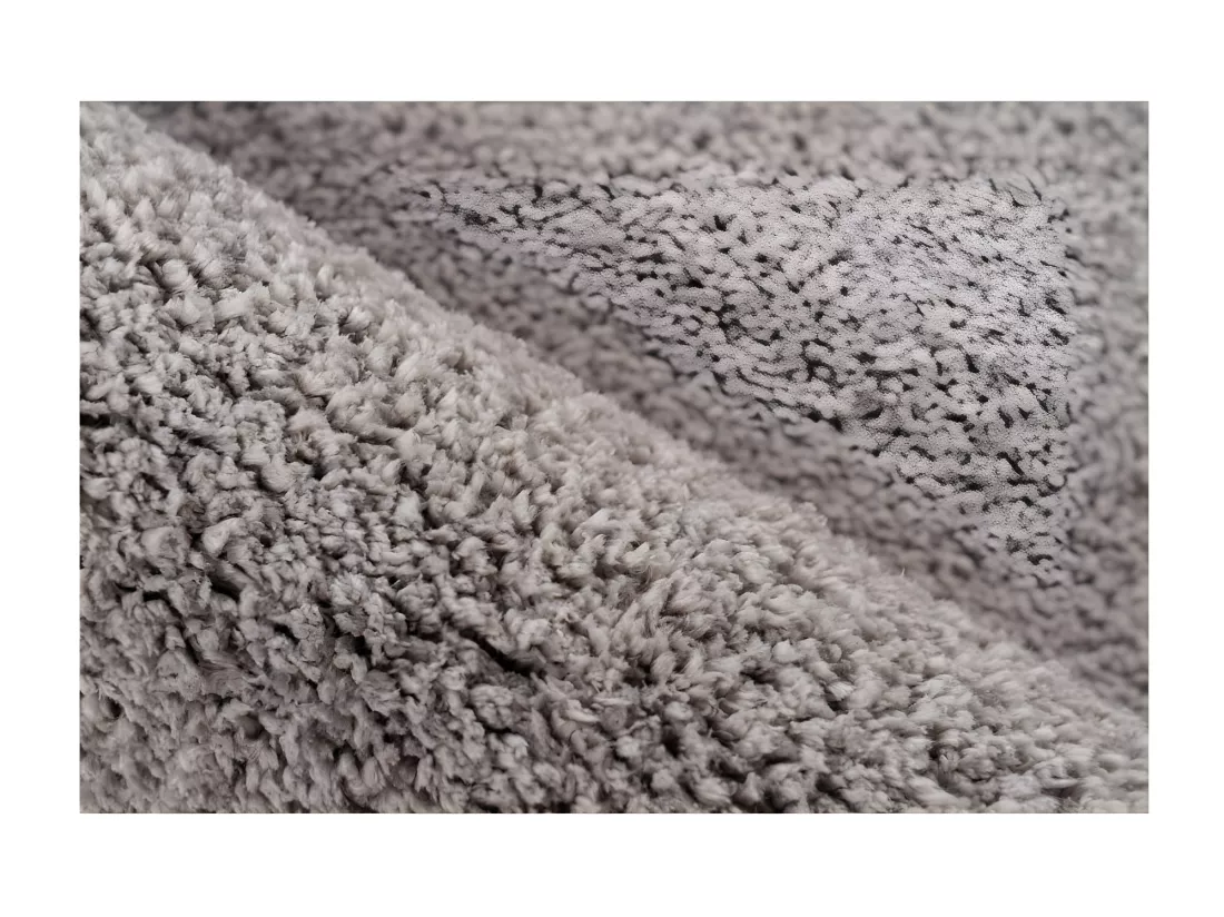 Tapis 170x120cm, design D005M coloris argent - Confort et élégance pour votre intérieur