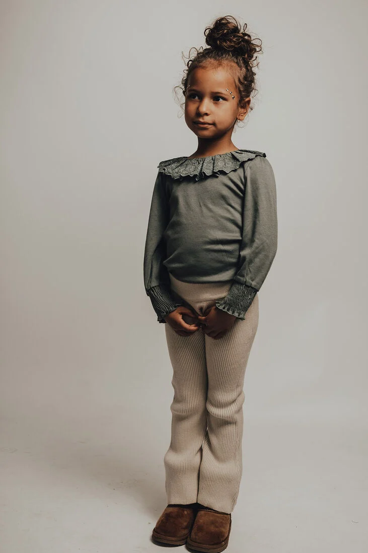 BAJE STUDIO zand baje studio flared broek may