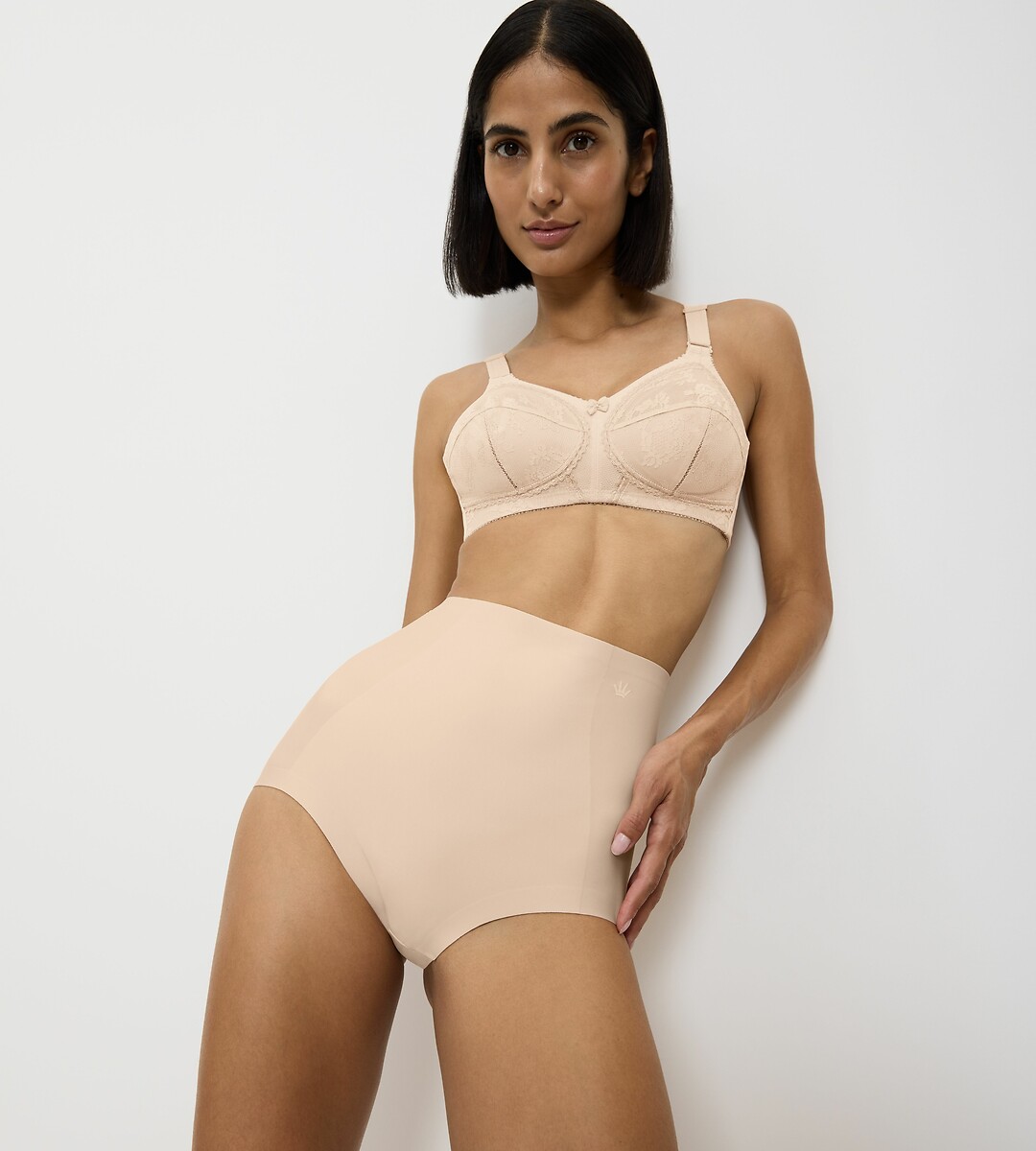 TRIUNFO<br>Suporte completo para modelagem média