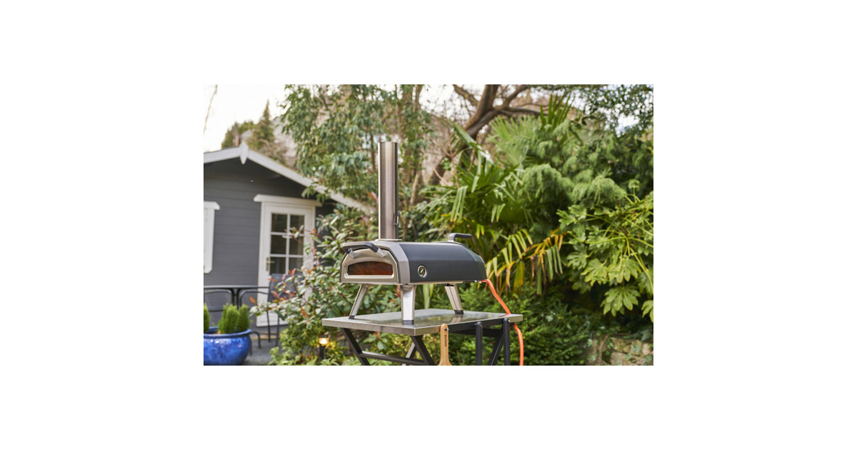 OoniKaru 2 Multi-Fuel Pizza Oven pizzaoven  (Zwart/roestvrij staal, 12'' pizza, Hout, houtskool en gas)