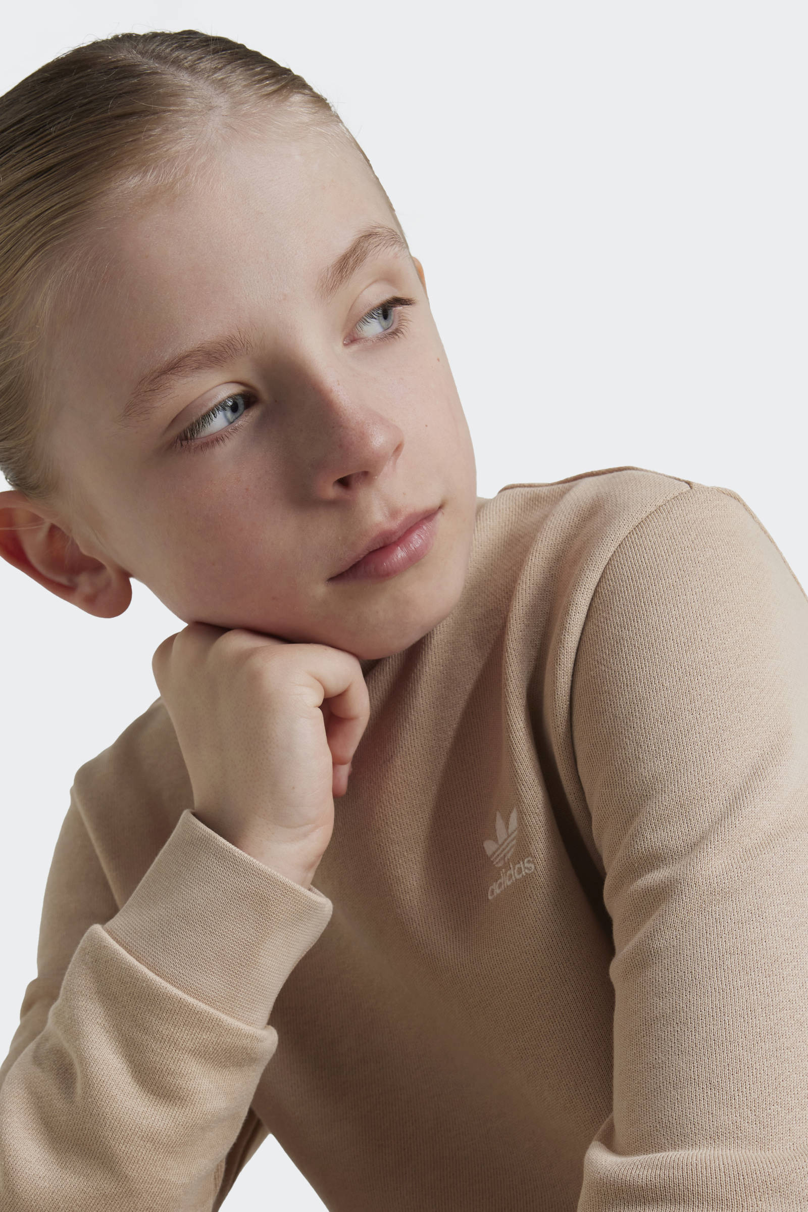adidas sweater met logo beige