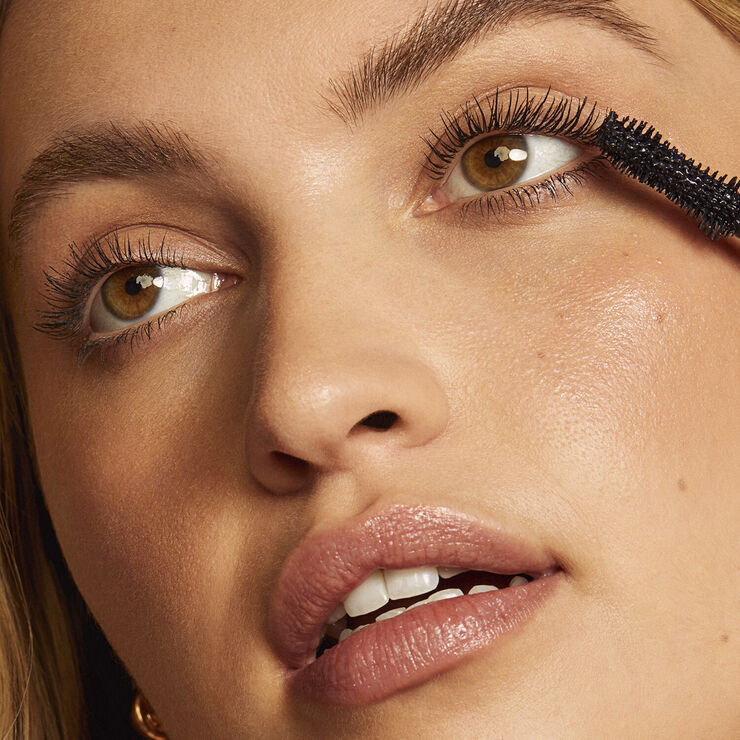 ILIA Fullest Volumizing - Mascara