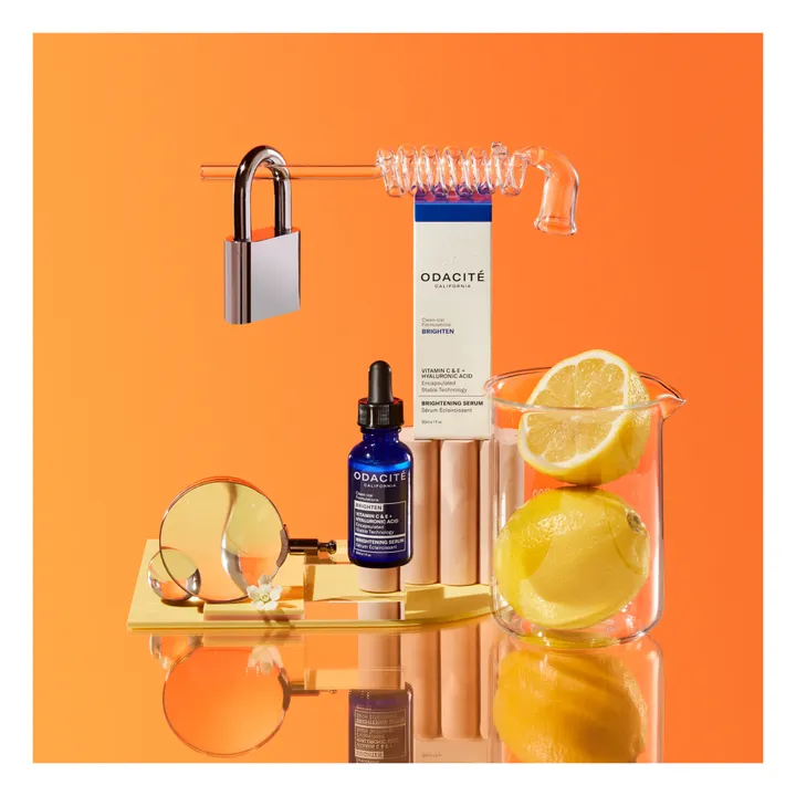 Odacité Sérum éclaircissant Vitamine C et E + Acide Hyaluronique - 30 ml