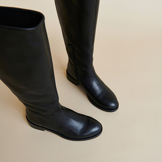 Bottes hautes  en cuir noir