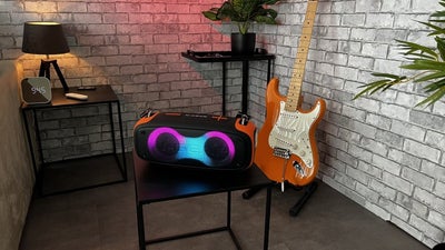 N-GEAR BLAZOOKA830 Bluetooth-høyttaler med Trådløs Mikrofon