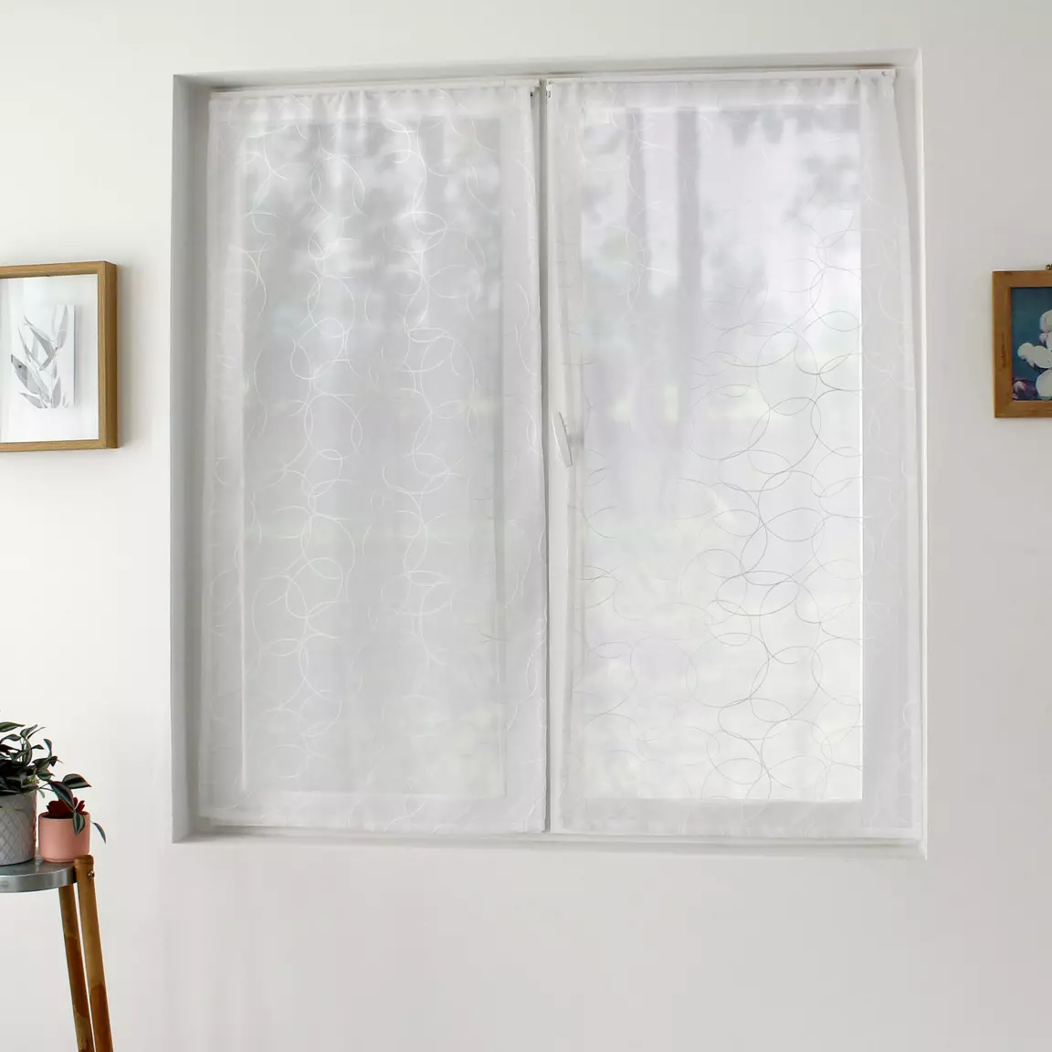 Paire de voilages brodés passe-tringle (60 x 90 cm) Galet Blanc