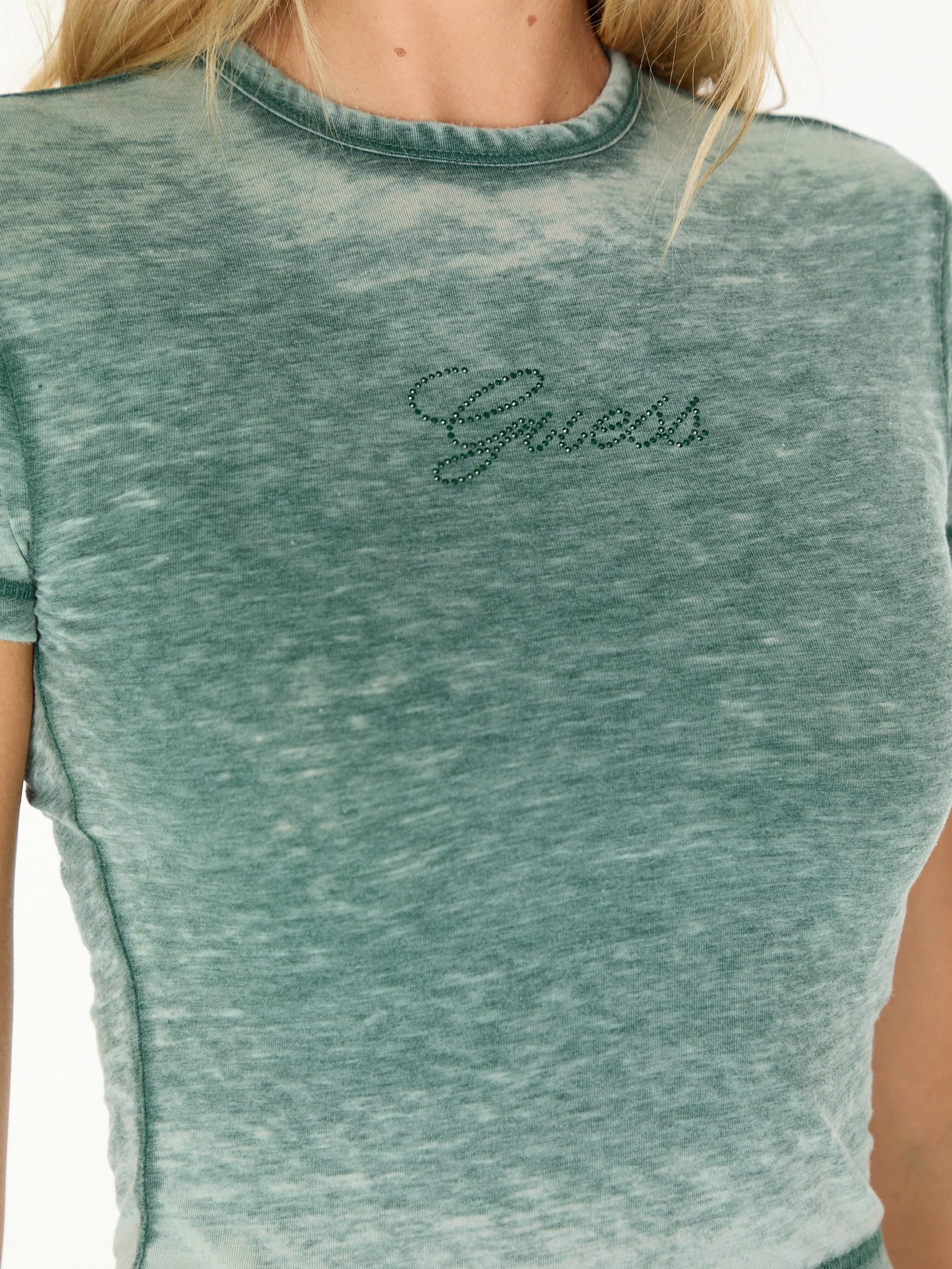 camiseta infantil com logo clássico