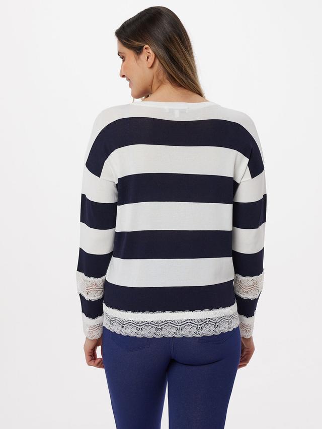 Pullover mit Spitzenbordüre