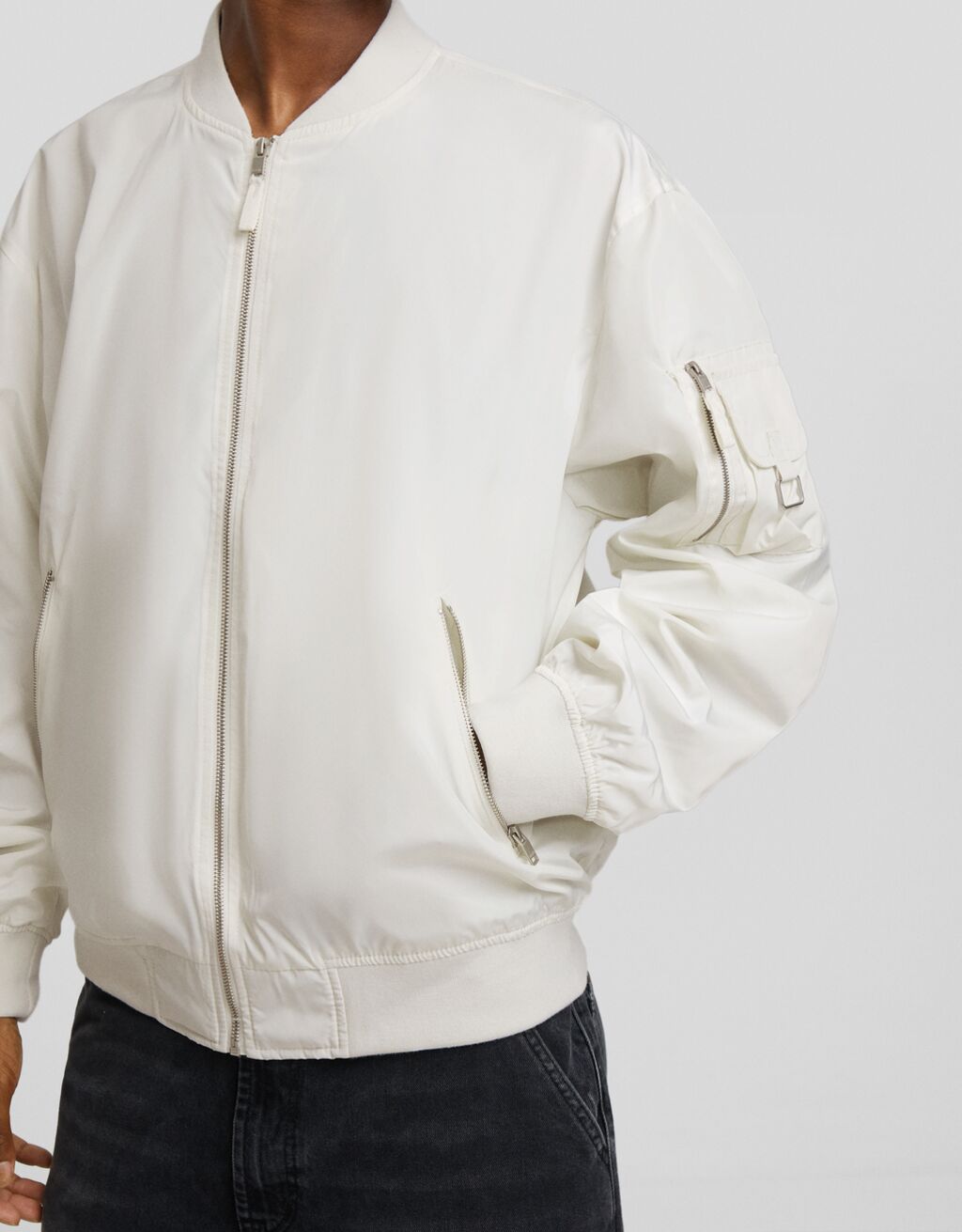 Jaqueta bomber técnica leve