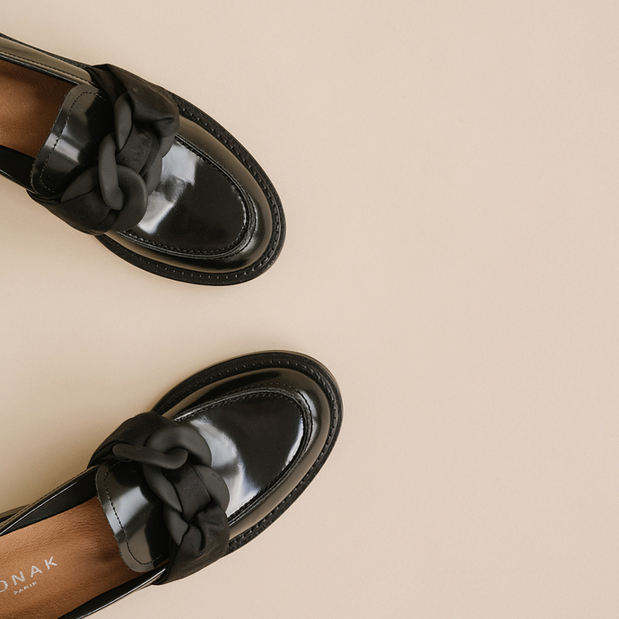 Mocassins à nœuds  en cuir glacé noir