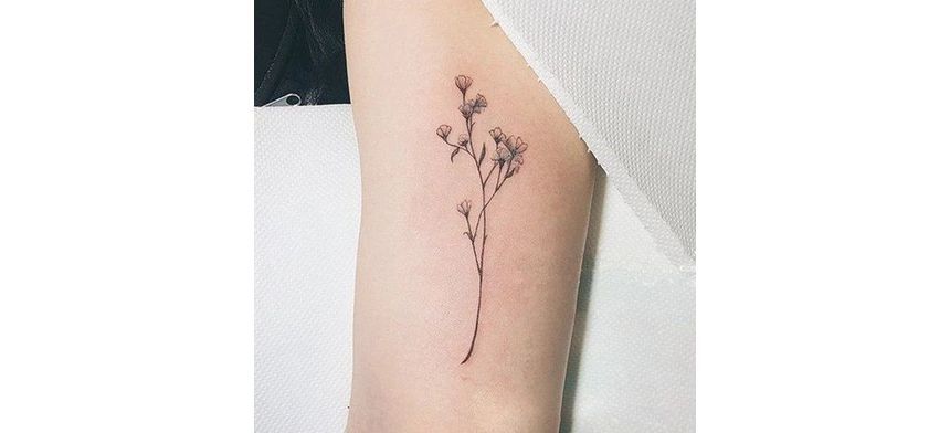 Tattoofield - Waterdichte tijdelijke tatoeage met bloemen