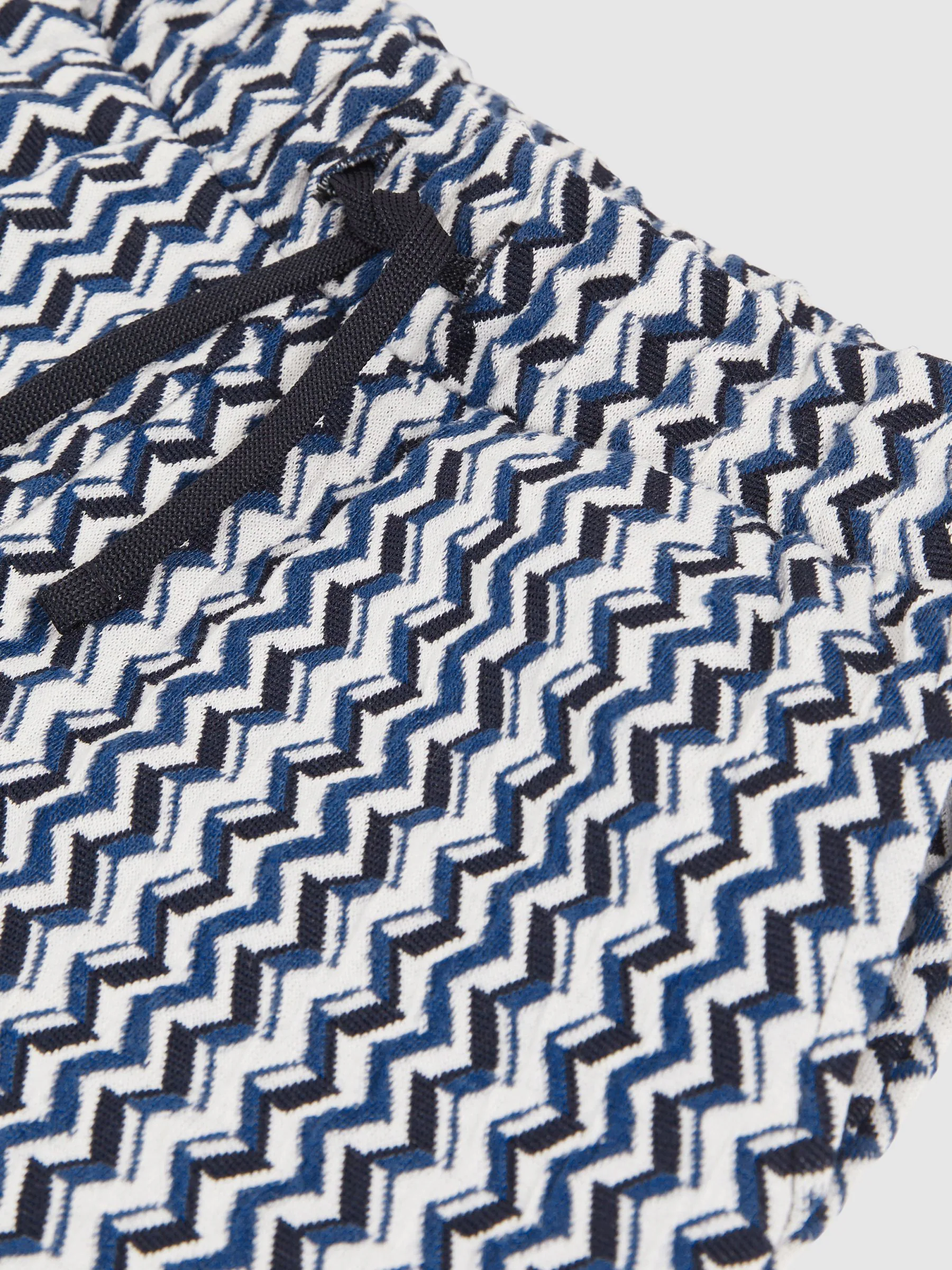 Reiss Teti Zig-Zag Knit Drawstring Shorts