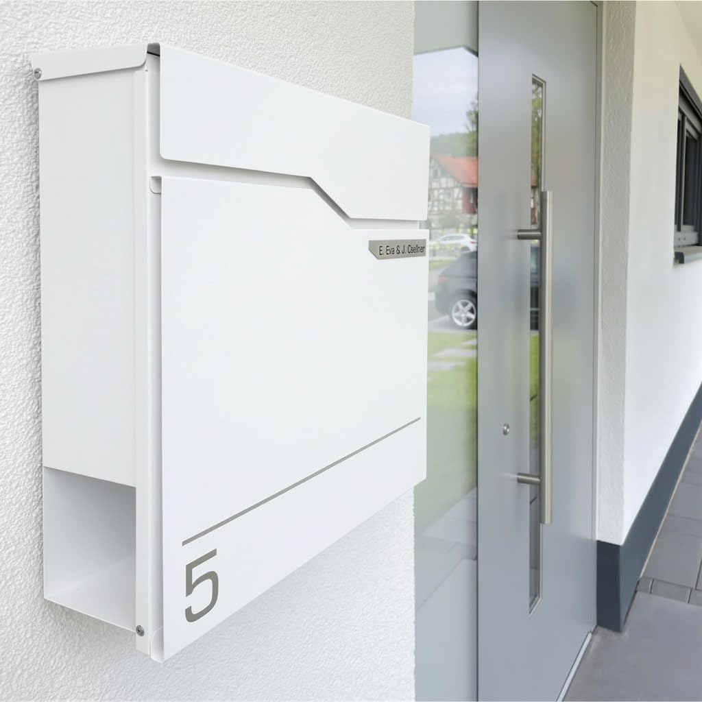 Metzler Exklusiver Briefkasten in Verkehrsweiß RAL 9016 Hoffmann - Wandbriefkasten in Weiß mit V2A Edelstahl-Namensschild - Postkasten inkl. Zeitungsfach - Größe: 37 x 37 x 10,5 cm